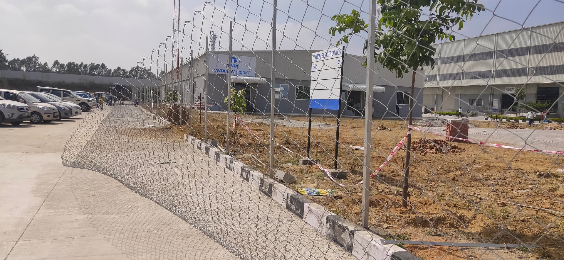 Fence installation work